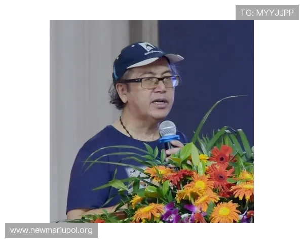 凯发足球官网举办足球知识普及讲座，提升青少年足球文化素养